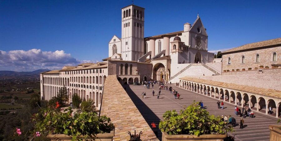 Tuscany & Assisi Small Group Day Trip from Rome with Wine - FAQ