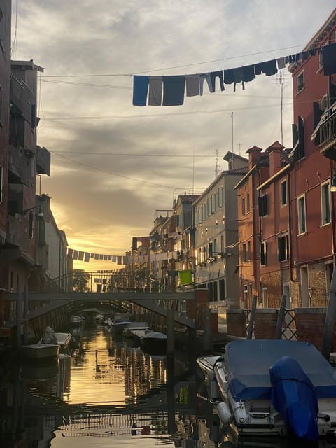Venice: Canals and Hidden Gems Boat Tour - Practical Tips for a Smooth Experience