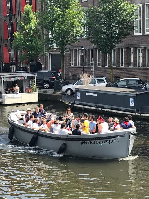 Visit Amsterdam by Boat with a French Guide (french) - Why This Tour Works for Different Travelers