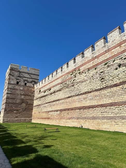 Walls of Contantinople and Blachernea Palace Tour - A Detailed Look at the Walls of Constantinople and Blachernae Palace Tour
