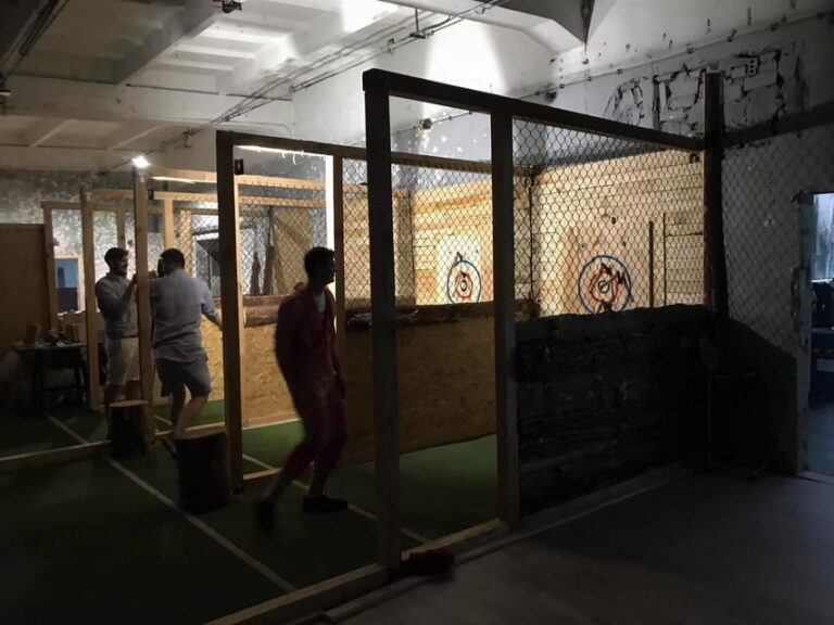 Warsaw: Axe Throwing Experience - How the Pricing and Duration Support Value