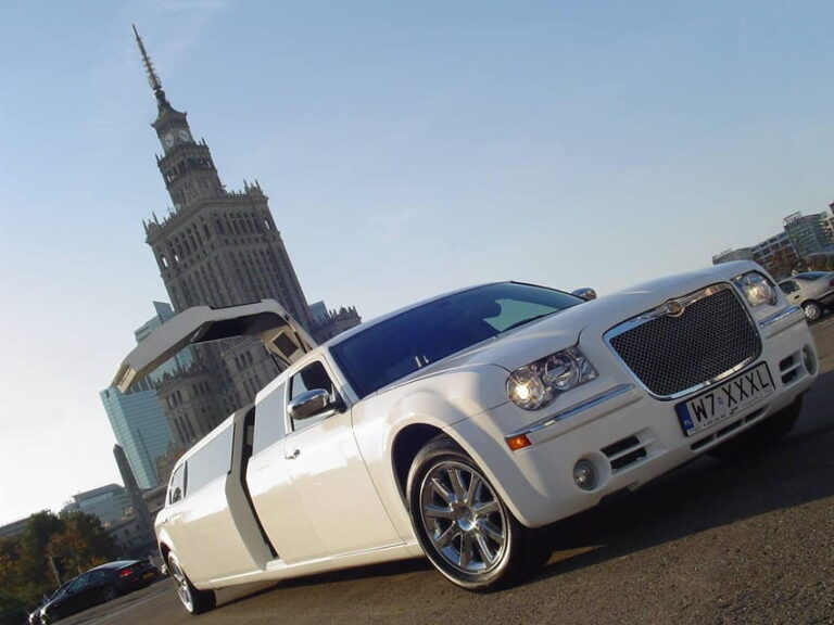 Warsaw Highlights: Hummer Limo Tour: 3 or 5-Hour - Who Will Love This Tour?