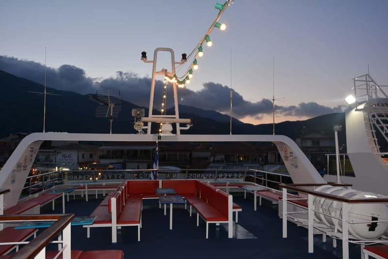Zakynthos: Cruise to Navagio Shipwreck with swimming stops - The Pros and Cons