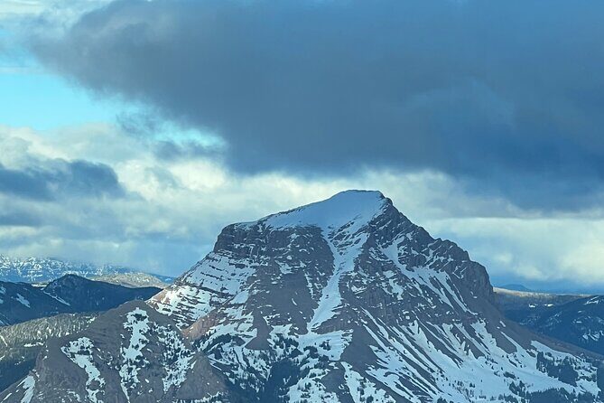45 Minute Aerial Tour Over West Yellowstone's Rugged Mountains - The Experience in Detail