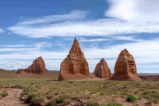 Capitol Reef Private Tour in Cathedral Valley and Bentonite Hills - An In-Depth Look at the Itinerary