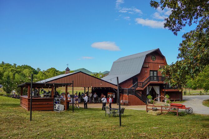 Cozy Farm Experience with Wagon Wheels and Acoustic Meal - What to Expect: An In-Depth Look