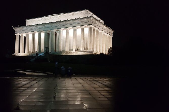 DC Smartphone Photo Safari at Night - The Experience and Its Value