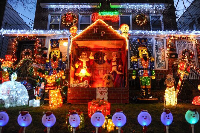 Dyker Heights Christmas Lights Tour from Times Square - The Sum Up