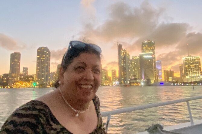 Miami: 75 Minute Sunset Boat tour and Sightseeing - Why This Tour Stands Out