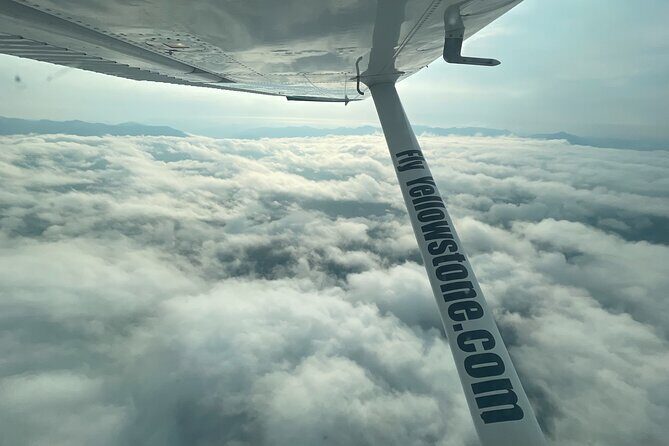 1 Hour Aerial Tour Over the Western Boundary of Yellowstone - How Does This Tour Compare to Other Yellowstone Experiences?