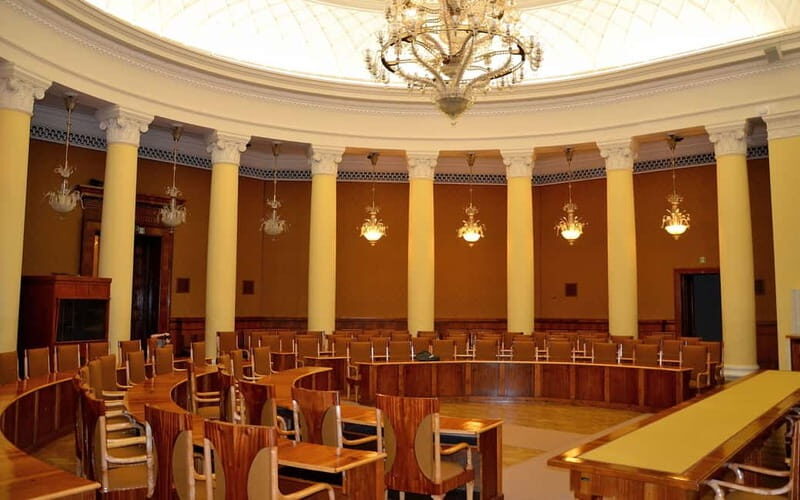 4 hour: Palace of Culture & Science and POLIN Museum - Practical Tips for Your Tour