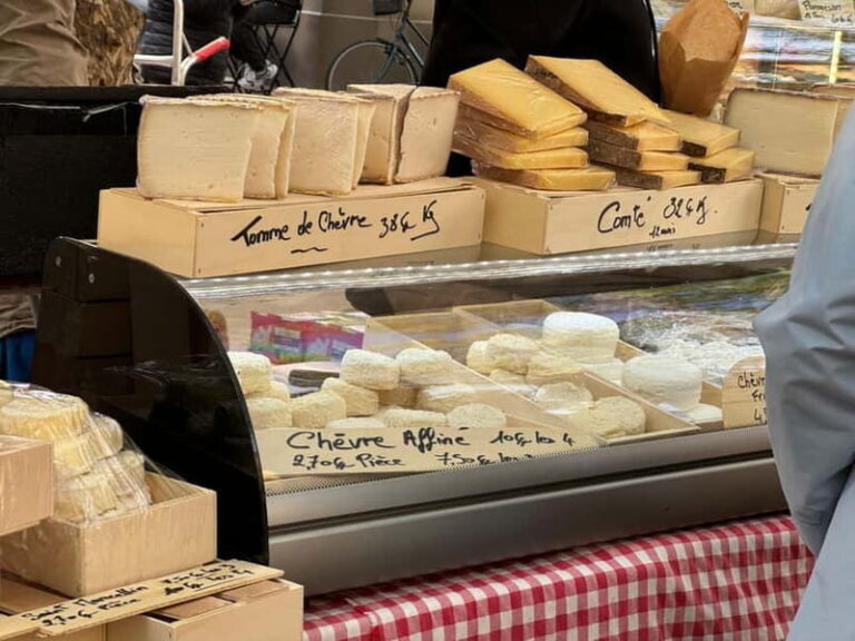 Aix Morning Famous Living Market & Foodie Tour with a Local - Who Will Love This Tour?