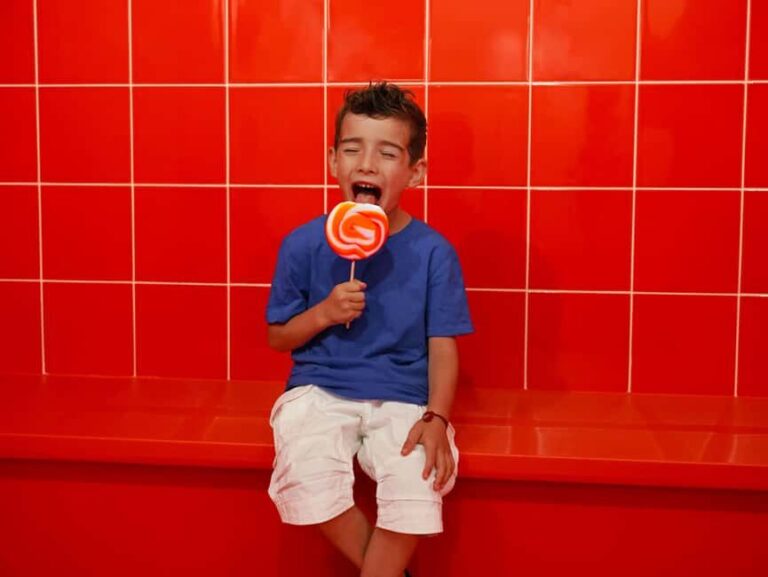 Barcelona: House of Candy Ticket Entrance - What to Expect at the House of Candy in Barcelona