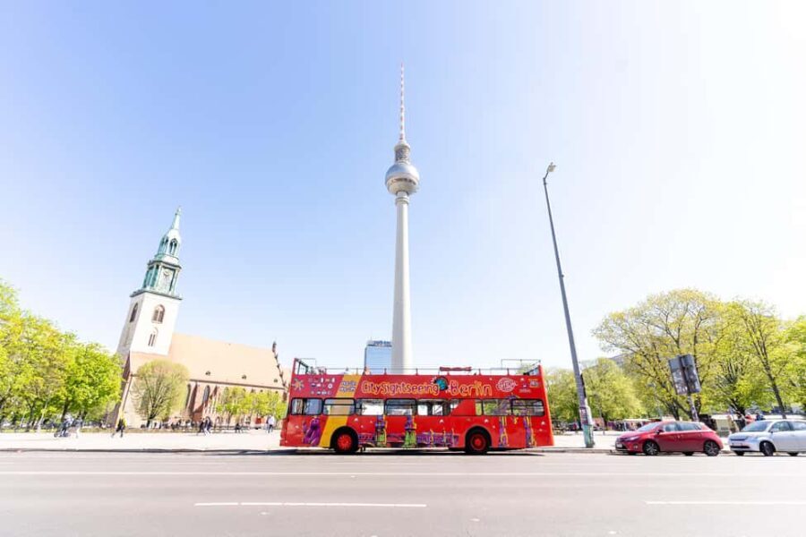 Berlin: Tour of Lights with Photo Stops - The Experience in Detail: What to Expect from Start to Finish