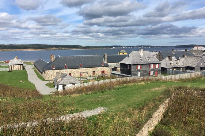 Black Wood Tours: Fortress of Louisbourg Tour - Exploring the Fortress of Louisbourg