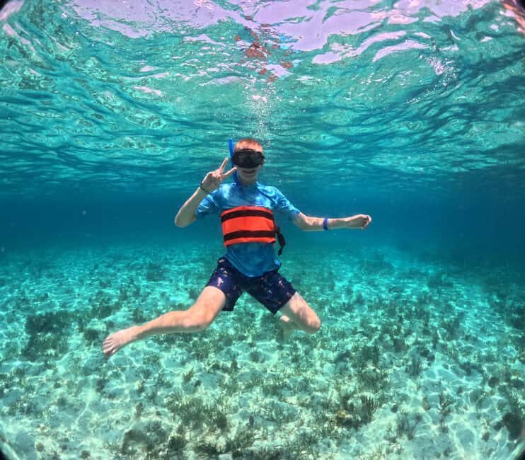 Cancún Catamaran to Isla Mujeres + Snorkel, Open Bar & Lunch - What Travelers Love About This Tour