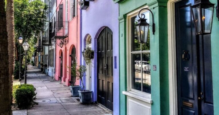 Charleston History Tour-Small Groups Only-History & Alleys - A Deep Dive into the Tour Experience