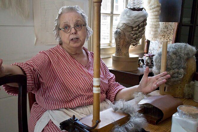 Colonial Contradictions Self Guided Walking Tour of Williamsburg - The Charm of Prince George Street and Hidden Stories