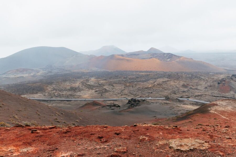 From Fuerteventura: Lanzarote Tour (lunch, winery and more) - Exploring the Lanzarote Landscape