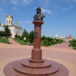 from Moldova:Tour to Soviet Transnistria with Cognac - Who This Tour Is Best For