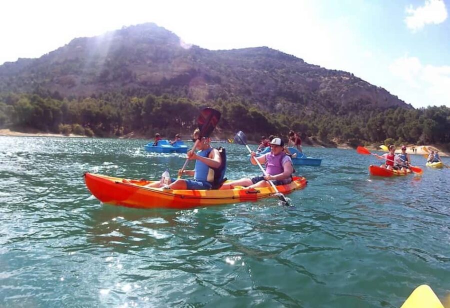 From Valencia: Excursion to Chulilla + hike and kayak tour on the lake - Hike Through the Spectacular Gorge of the Turia River