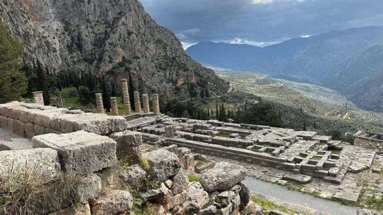 Full Day Private Tour Delphi Navel Of Earth Hosios Loukas - Final Thoughts: Who Will Love This Tour?