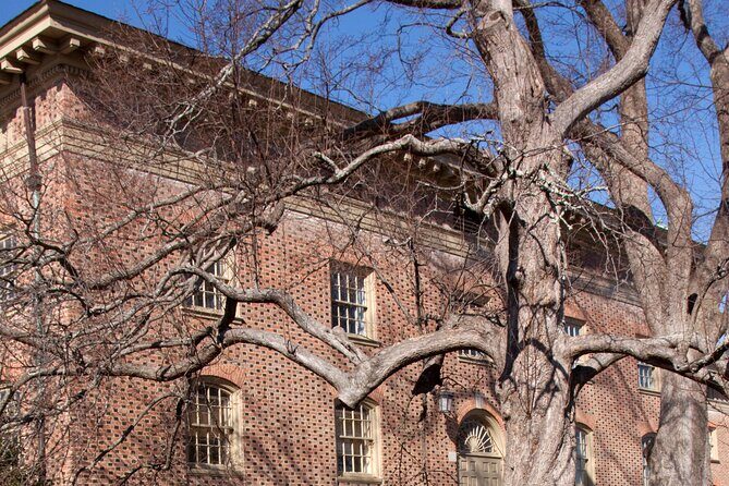 Gallows Path Ghost Tour - Who is this tour best for?