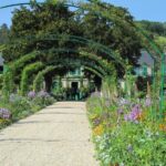 Giverny Monet Half Day Guided Trip From Paris with Transport - Visiting Monet’s House and Gardens