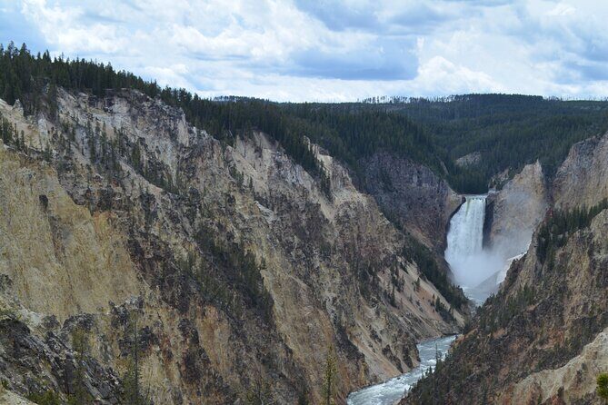 Grand Canyon of Yellowstone Hiking Adventure Full Day with Lunch - Who Would Love This Tour?