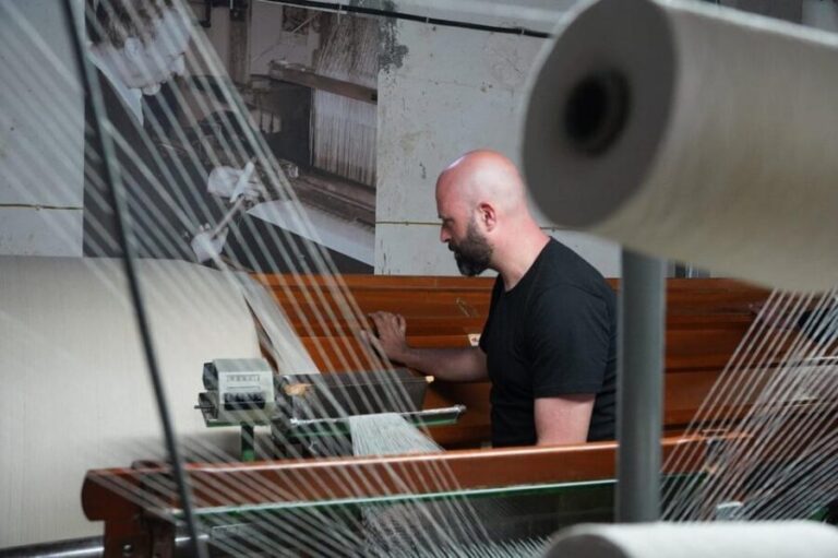 Guided tour of our textile laboratory and practical test - A Closer Look at the Tour Experience