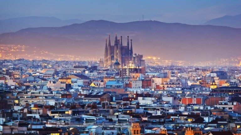 Inclusive Barcelona: Wheelchair-Friendly Private Tour - Who Will Love This Tour?