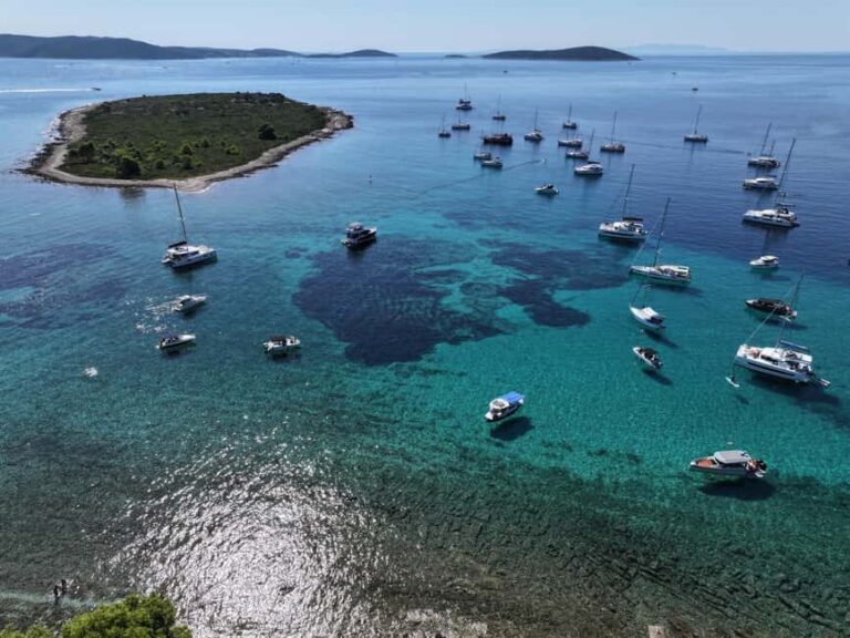 Krknjai Blue Lagoon three island tour with drinks - The Blue Lagoon: Swimming in Paradise