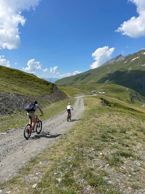 La Thuile: E-Bike ride to Discover Chaz Dura & Lake Verney - What Makes This Tour Valuable