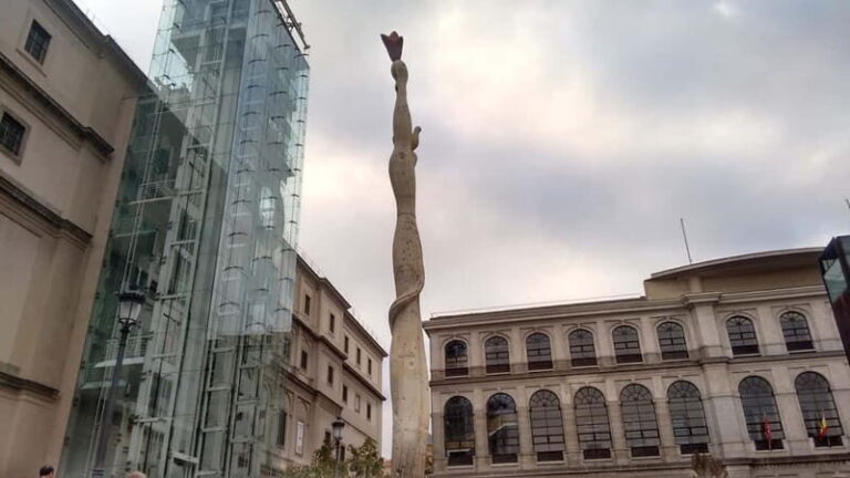 Madrid: Reina Sofía Museum Guided Tour, Small Group - Focus on Major Works and Themes