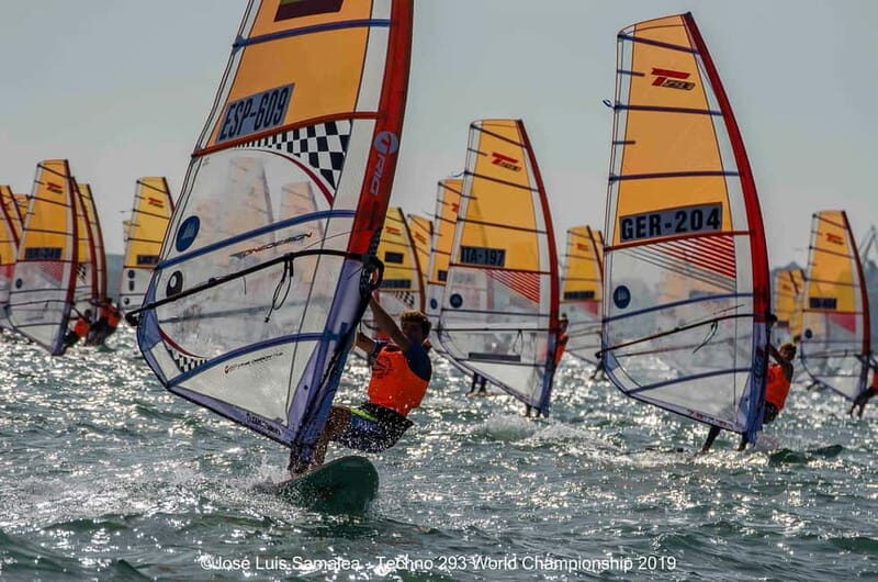 Malaga: Windsurfing lessons in Playa del Palo - The Itinerary and Experience Breakdown