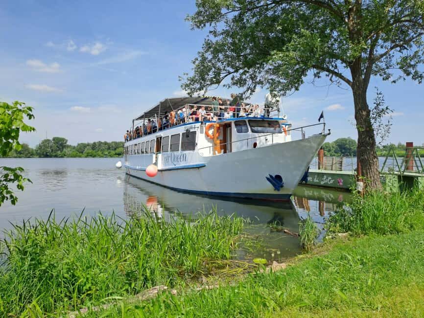 Mantua: Guided Panoramic Boat Tour "City, Lakes, and Natural Park" - What to Expect from the Tour