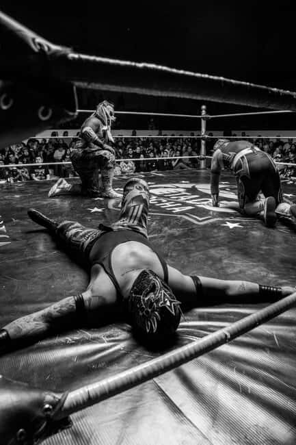 Mexico City: Mexican evening, lucha libre, and tequila - Who Should Consider This Tour?