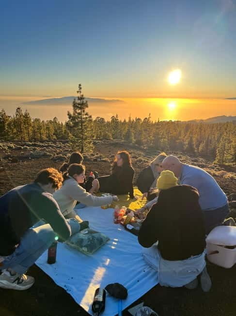 Mount Teide Sunset Picnic & Stargazing Tour - Tenerife - Exploring the Surreal Lunar Landscapes