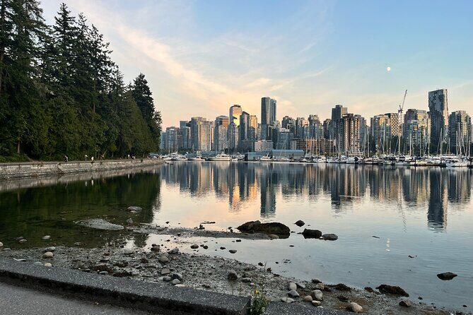 NEW Tip Based Vancouver Bike Tour: Stanley Park and Seawall - An In-Depth Look at the Tour Experience
