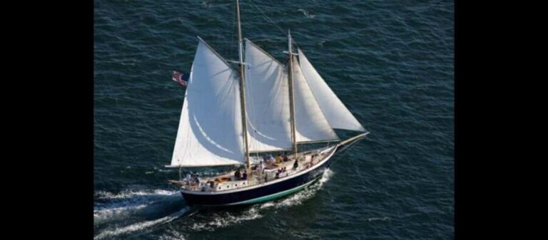 Newport: Morning Mimosa Sail aboard Schooner Aquidneck - What to Expect on the Tour