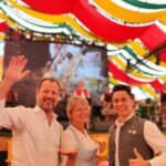 Oktoberfest Tour with Beer and Lunch in one of the big tents - What Makes This Tour Stand Out?