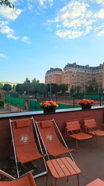 Paris: Private Tennis Session on Clay Courts with Transfer - Detailed Breakdown of the Itinerary