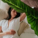 Paris: Seine Yacht Hotel Stay & Paradis Latin Cabaret show - The Transition to Entertainment: Preparing for Paradis Latin