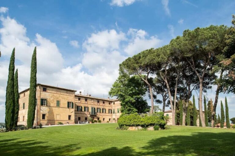 PICNIC on the estate - wine and vineyards - Exploring Tuscany’s Vintner Heritage