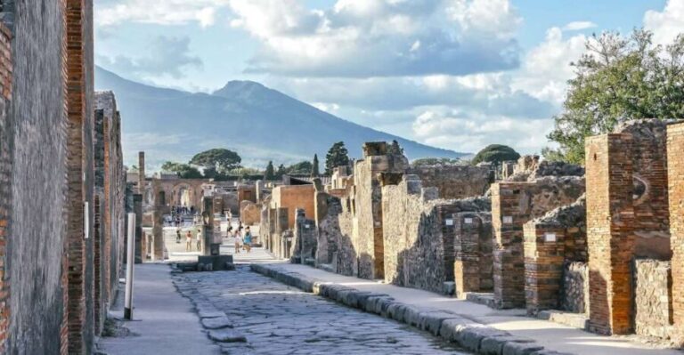 Pompeii: Visita guidata in piccoli gruppi, con guida esperta - Why Choose This Pompeii Guided Tour?