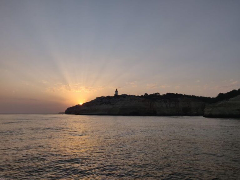 Portimão: Benagil Cave, Marinha Beach Speedboat -Small Group - What Makes This Tour Stand Out