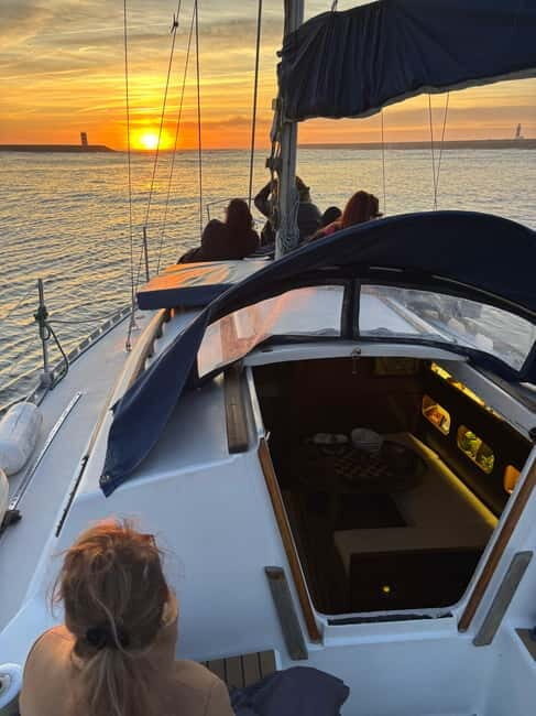 Porto: City Cruise with Welcome Drink, Port, & Sunset Option - A Well-Curated Itinerary for a Relaxing Day