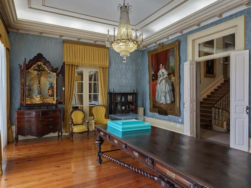 Porto: Fado Show, Port Wine and Trindade Complex Tour - Authenticity and Value