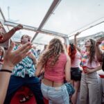 Porto: Party Boat Cruise & Nightlife Tour with Free Drinks - What Makes This Tour Stand Out?