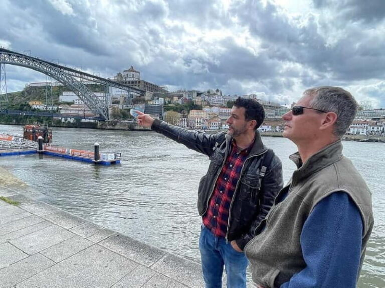 Porto: Private Historic Center Walking Tour with Degustation - The Guide and the Experience